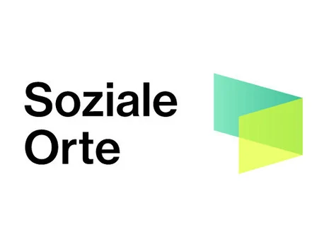 Logo Soziale Orte. Geometrisches Symbol in Türkis- und Gelbtönen neben Schriftzug.